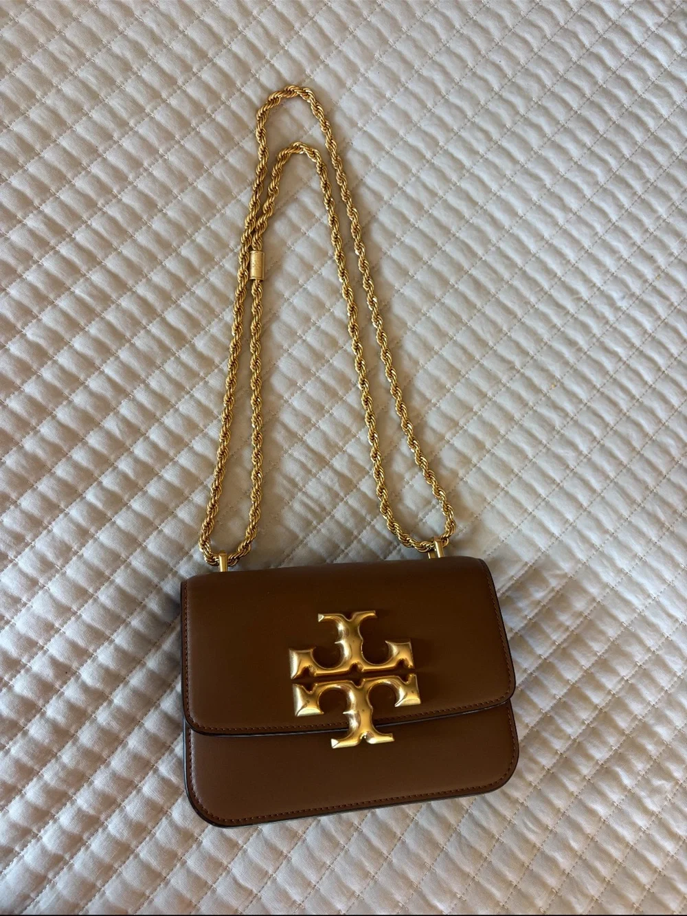 Tory Burch Small Eleanor Crossbody in Caramel Brown with Gold Hardware